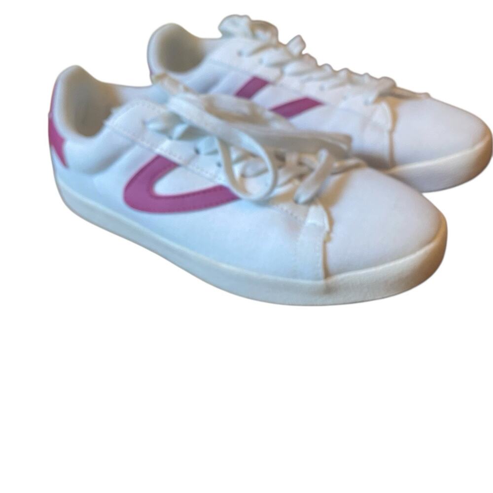 Tretorn Blucher Canvas Eco Ortholite sneaker, white/magenta, $80, Retro Look 8M - Picture 7 of 14
